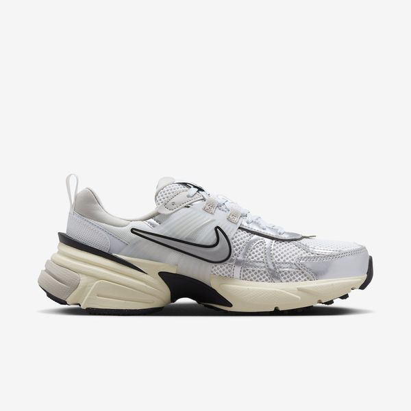 Кросівки жіночі Nike Wmns V2k Run (FD0736-100) FD0736-100 фото