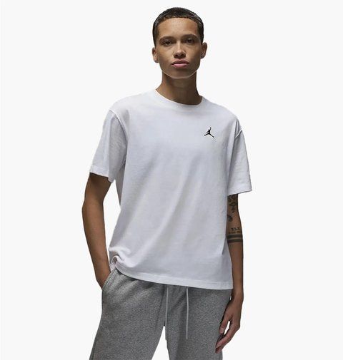 Футболка жіноча Jordan Essentials (FN4500-101) FN4500-101 фото