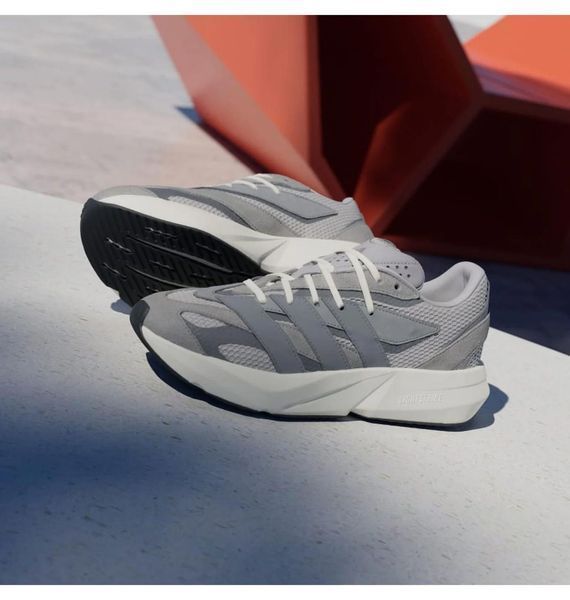 Кроссовки Adidas Lightblaze (IH8607) IH8607 фото