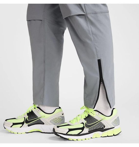 Штани чоловічі Nike Tech Woven Open-Hem Trousers (IB6663-065) IB6663-065 фото