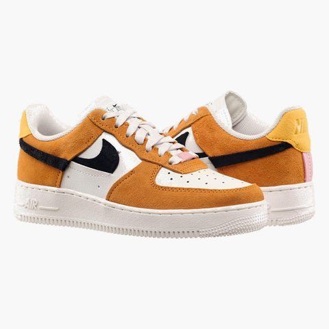 Кросівки жіночі Nike Air Force 1 Lxx (DQ0858-100) DQ0858-100 фото